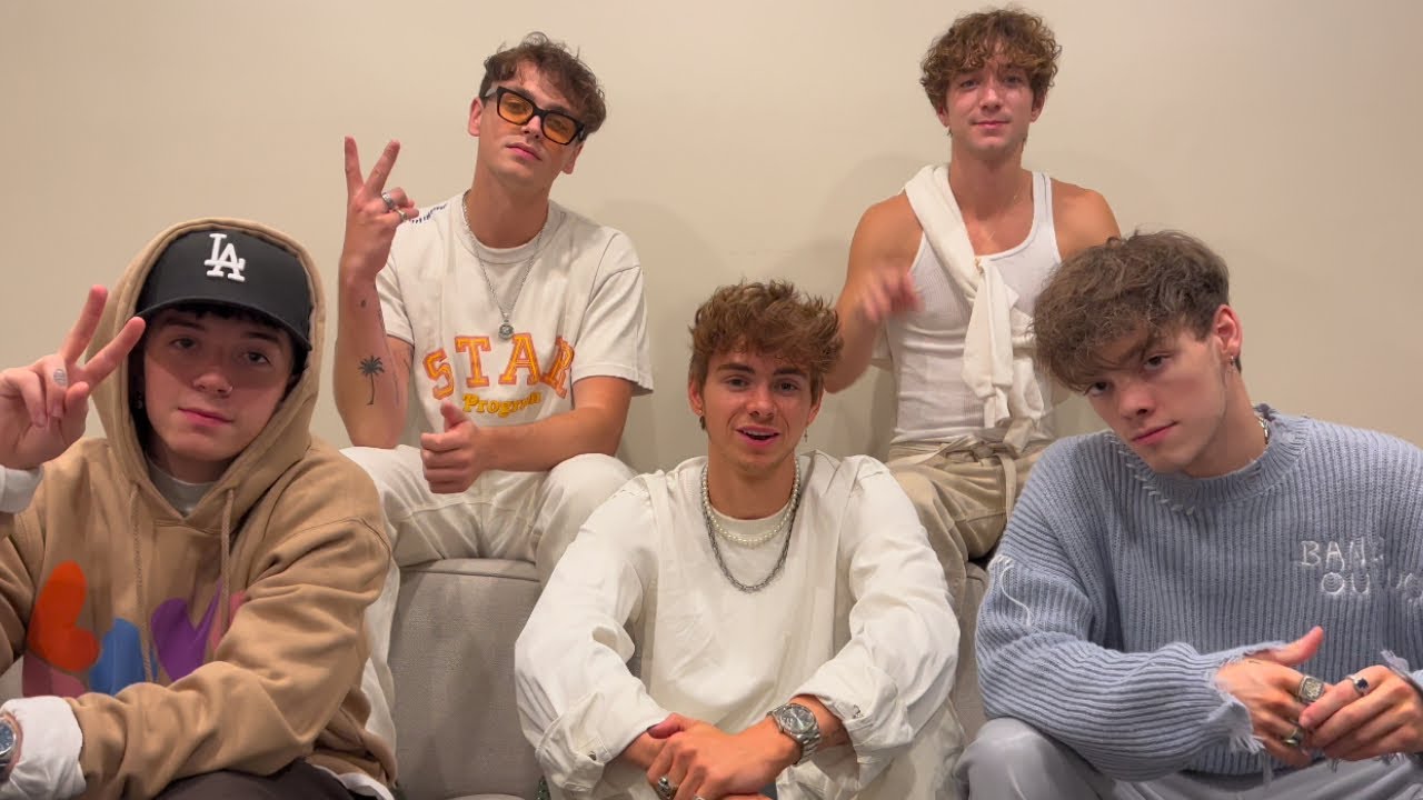 Why Don't We 會跟前任聯絡的是... 聖誕節超想唱崩壞版〈Jingle Bells〉｜KKBOX