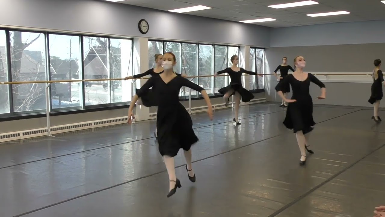 Ballet Melange trainees perform a Ukrainian character dance.