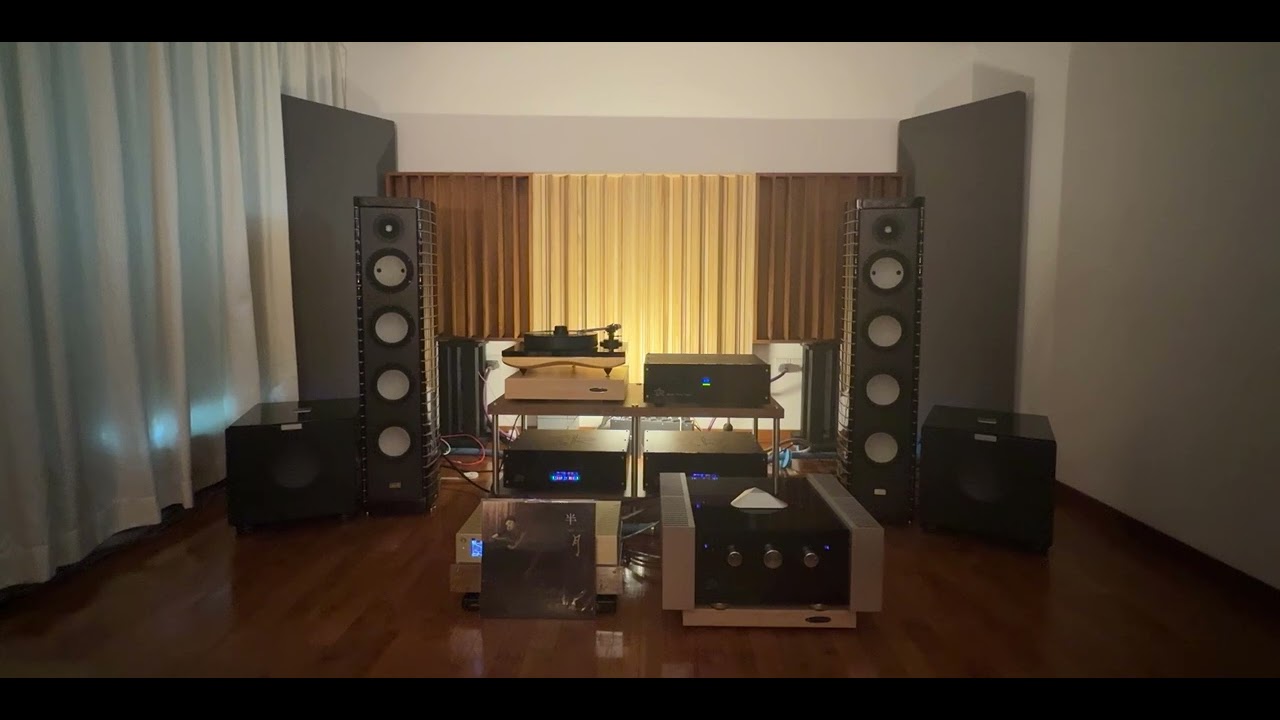 半月《小白船·人隔萬重山》