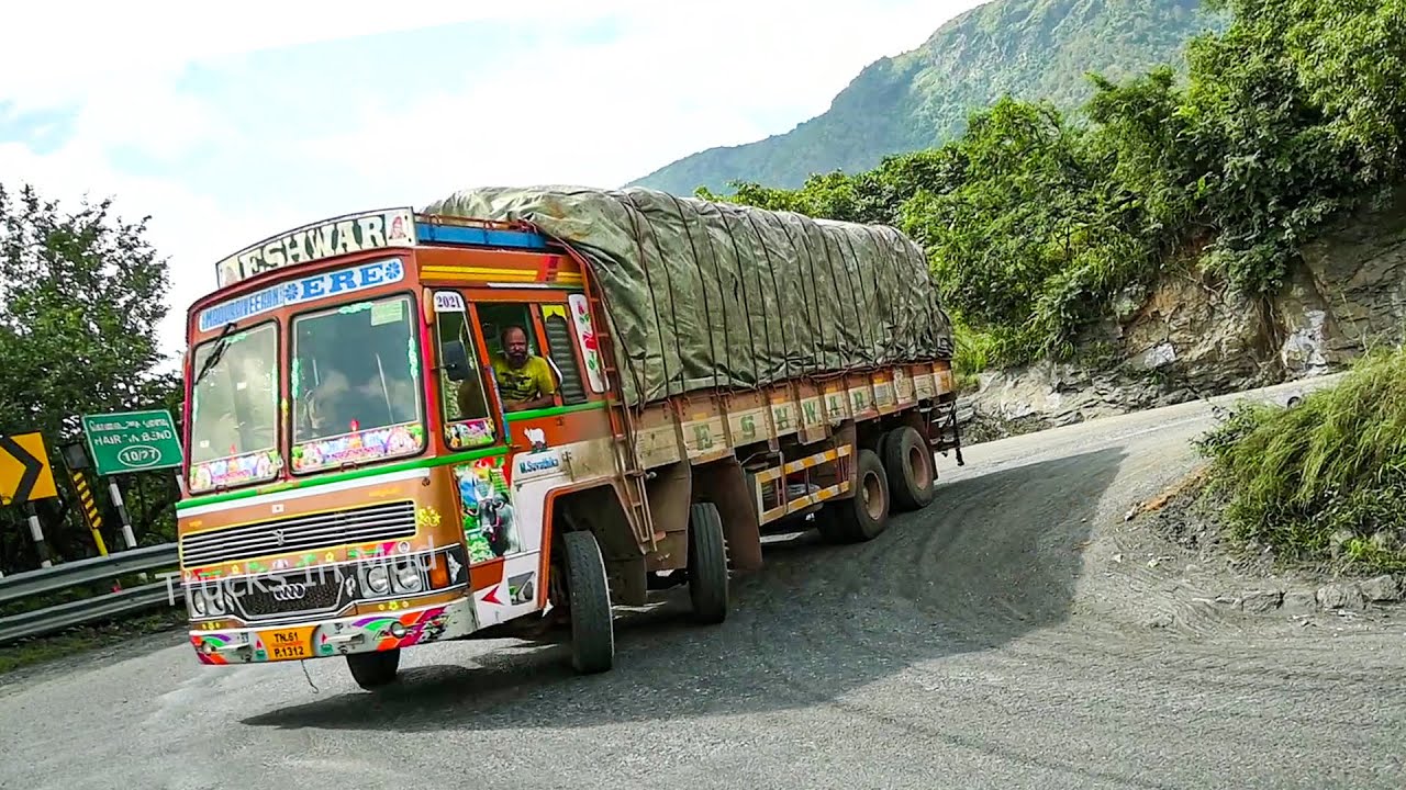 Dangerous Ghat downwards Turns | Load Truck Driving On Ghat | lorry Videos | Trucks In Mud