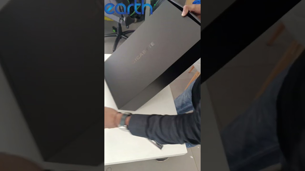 Unboxing GeForce RTX 4090 AERO OC 24G
