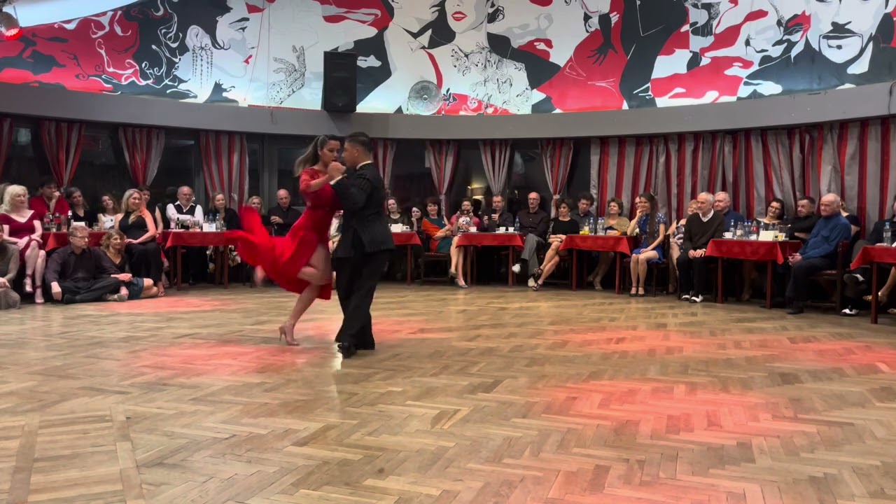 Morena Marquez y Lucio Galvan - Valsecito de antes - J. D’arienzo - Zlota Milonga (Warsaw)