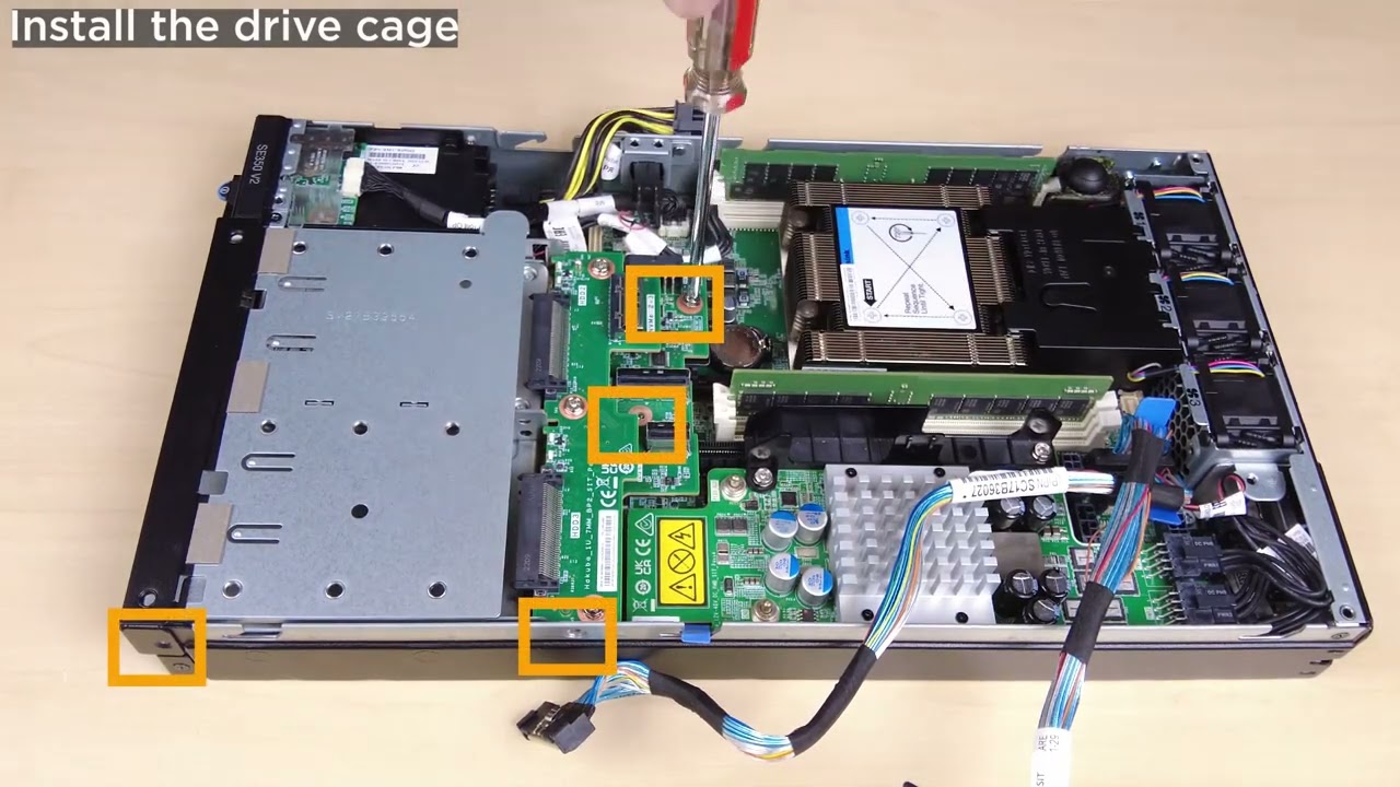 ThinkEdge SE350 V2 installing a drive backplane