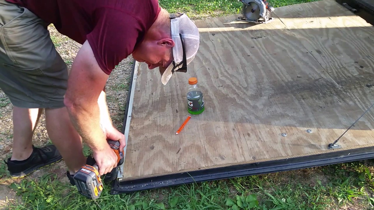 DLC - Protecting The Floor Of An Enclosed Trailer