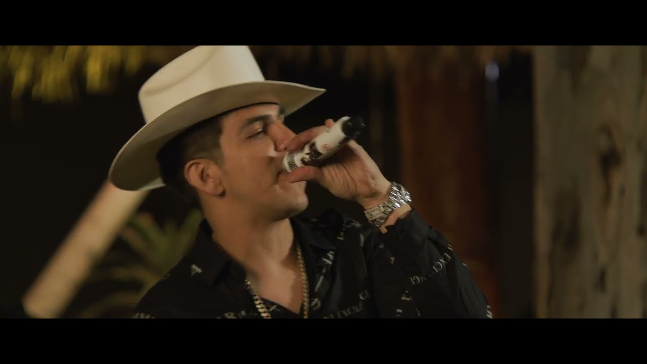 Jovanny Cadena Y Su Estilo Privado - Los Empacadores [En Vivo]