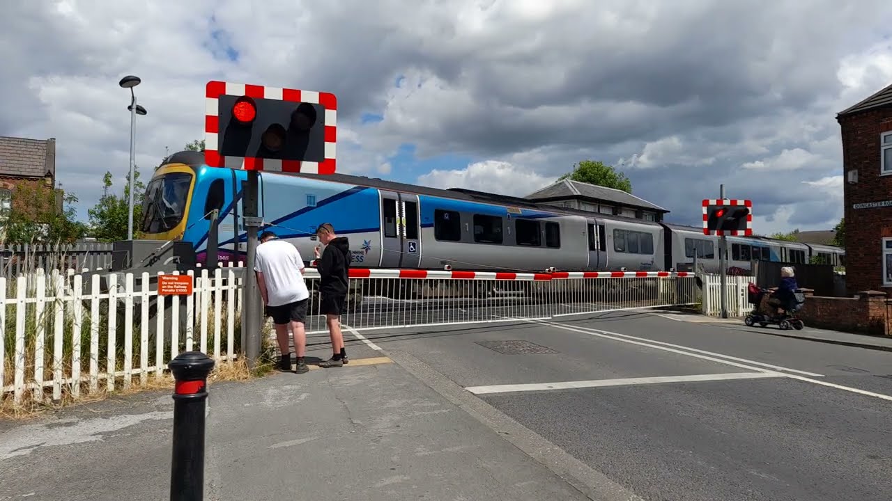 Level Crossing - Brook Street, Selby