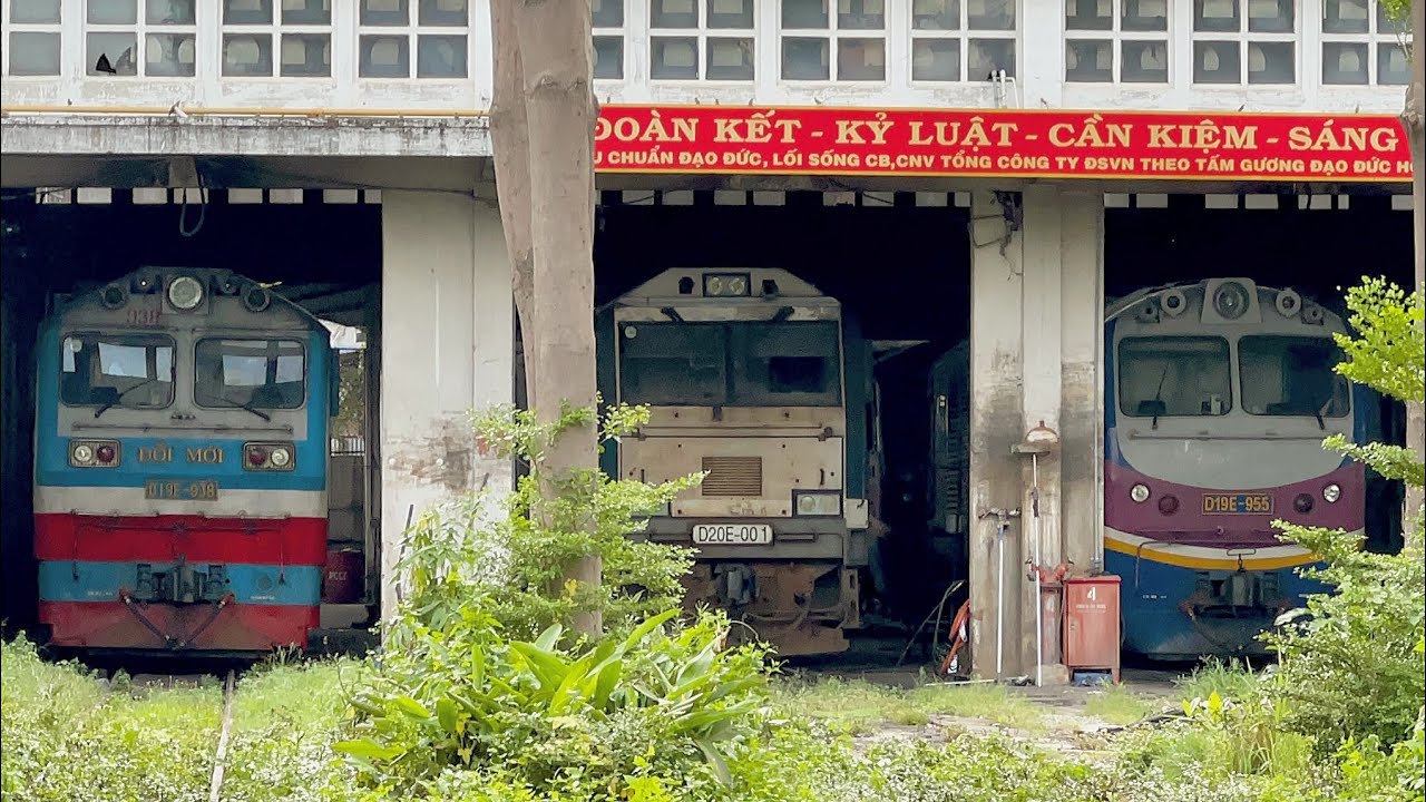 XÍ NGHIỆP ĐẦU MÁY SÀI GÒN NHỘN NHỊP CÁC CHUYẾN TÀU HÈ