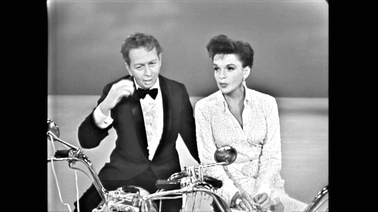 Judy Garland & Mel Tormé - The Party's Over (the sketch & the song)