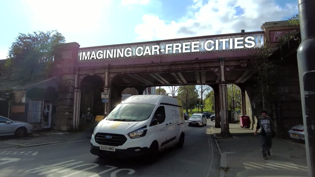 Off the road: Imagining car-free cities • FRANCE 24 English