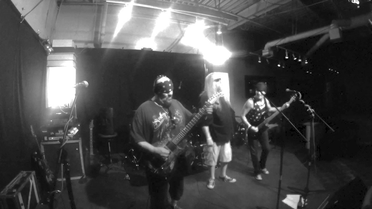 TRACY G GROUP LIVE 