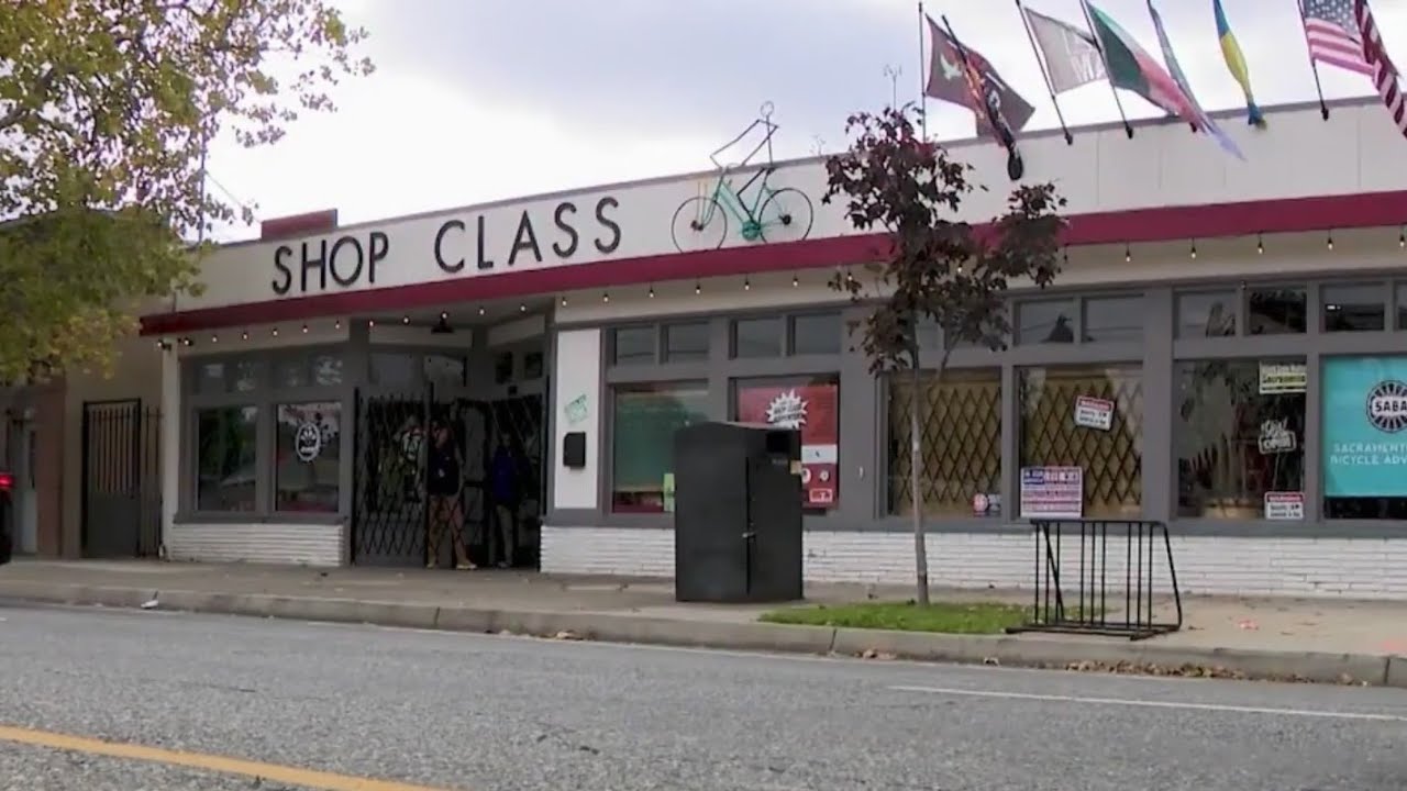 Oak Park shop class fighting to stay open — and needs the community's help