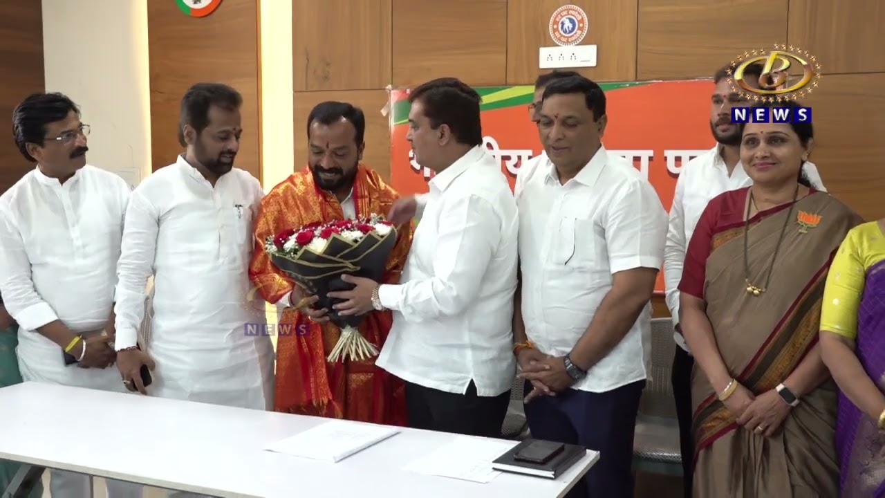 कोल्हापूर महापालिकेतील विविध विषय समिती सभापतींचा खासदार धनंजय महाडिक यांच्या हस्ते झाला सत्कार
