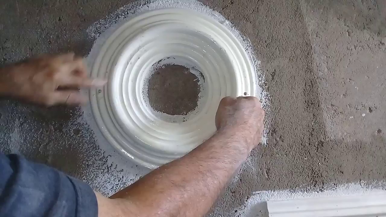 Como colocar una cenefa y una roseta de yeso.....