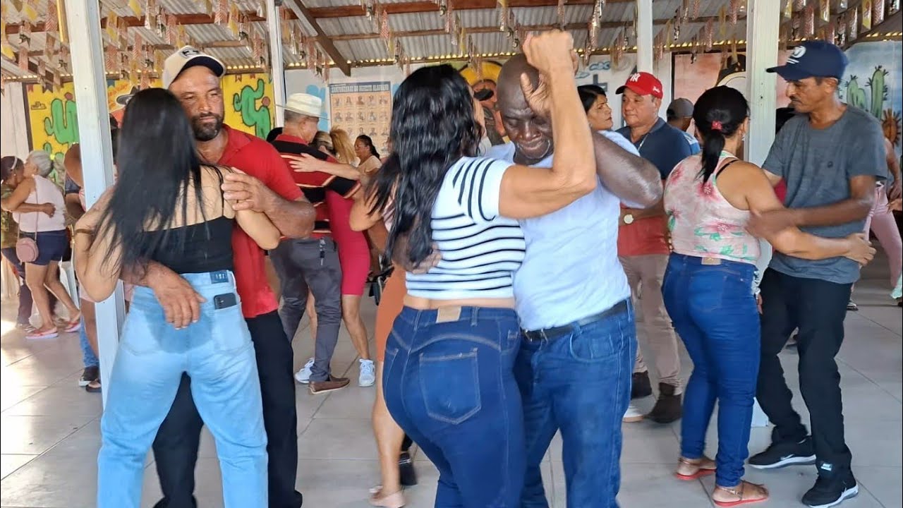 🥁 FORRÓ BEM ANIMADO PRA NINGUÉM FICAR PARADO RANCHO DO VAN EM ARAPIRACA ALAGOAS 