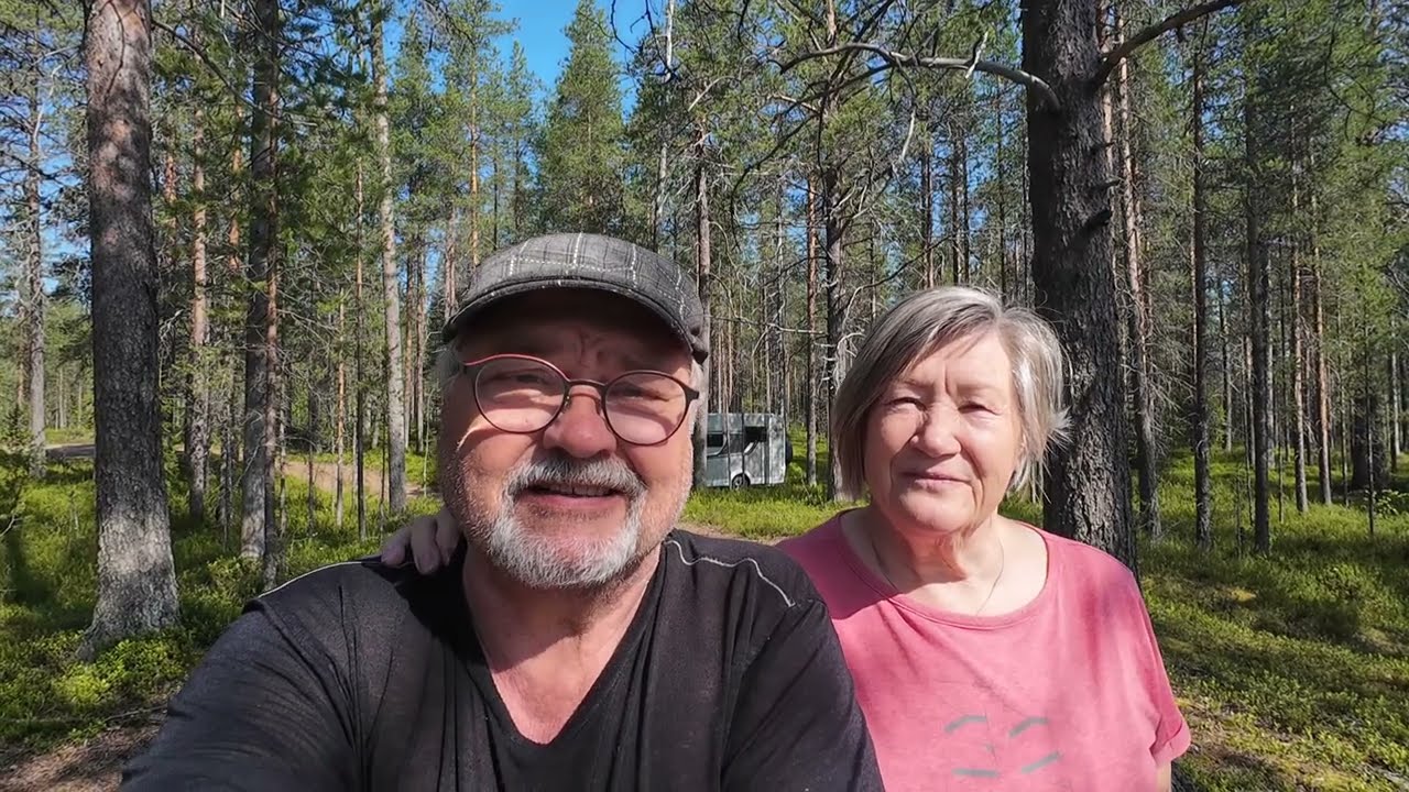 KES&Auml;MATKALLA SUOMESSA osa 10 ⎜ Karavaani saapuu Hossaan ja yll&auml;ttyy maisemista