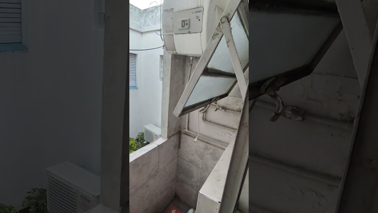 Av Millán y Sitio Grande. De Categoría 2do piso x esc. contrafrente muy soleado 1 o 2 dorm. Azotea!