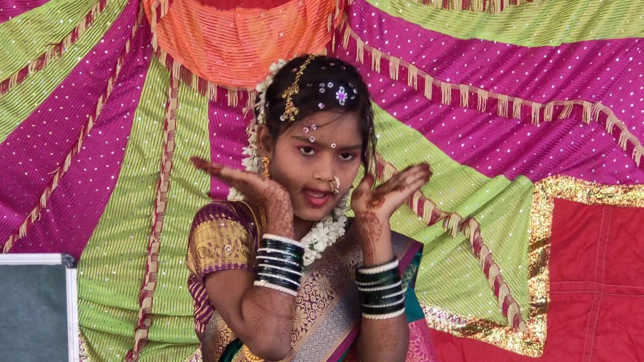 ढोलकीच्या तालावर, घुंगराच्या बोलावर