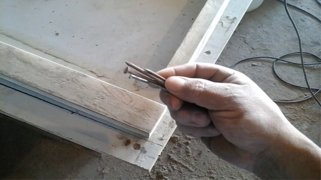 Còmo hacer una cernidera de arena/How to make a sand sifter.