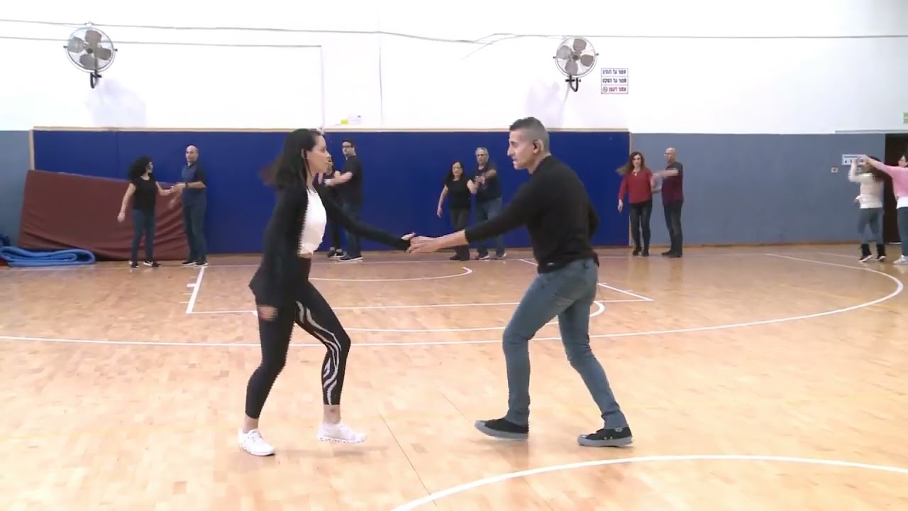 Shuv Ani Ve'At - Dance | שוב אני ואת - ריקוד