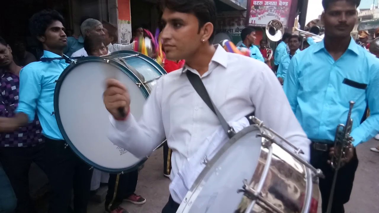 Chatru Band Aliganj no 9358604374