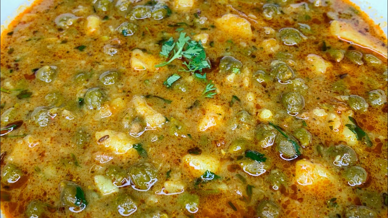 Aalu Choliya Recipe | Hara Chana Recipe | Aalu Choliya Ki Sabji - हरे चने की सब्जी - Chane ki Sabzi