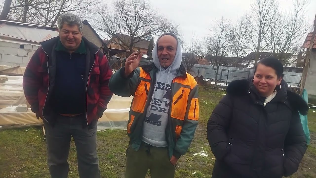 Bab gulas,la ceaun ,in stil unguresc,cu fratii meii