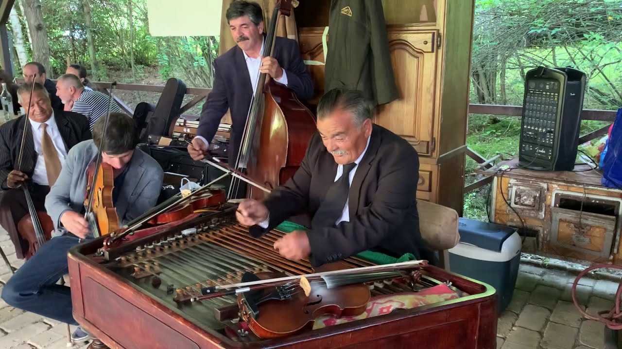Pusomi Károly cimbalmos (Tarnalelesz, Heves)