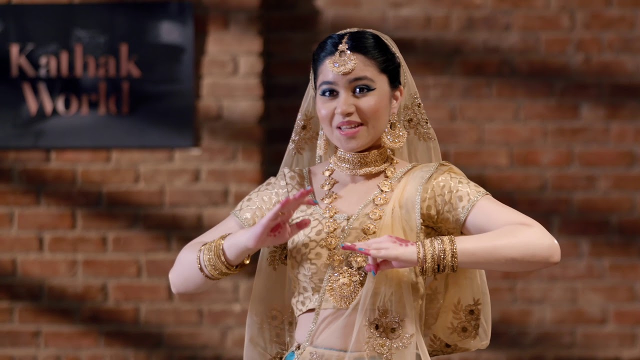 3 Basic Hand Movements in Kathak