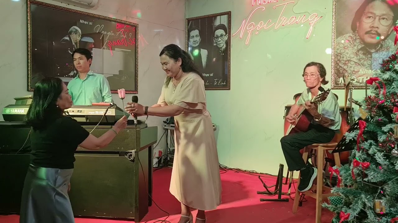 Hai kỷ niệm một chuyến đi | Huỳnh Lưu | Phòng Trà Ngọc Trang