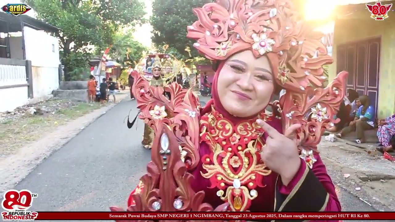 Pawai Budaya SMPN 1 Ngimbang Dalam rangka HUT ke-80 RI Kecamatan Ngimbang Lamongan Tahun 2025