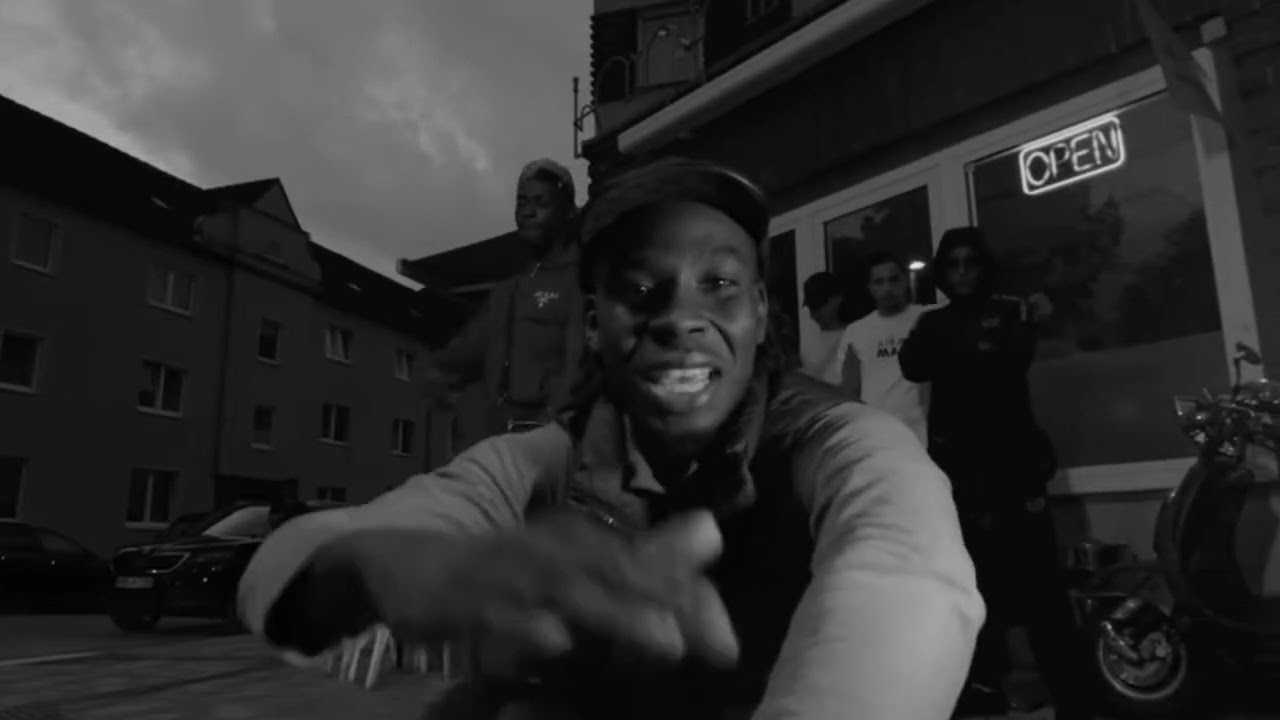 Kein Vertrauen - @PRETTYFACECAPI & @THIZZY52Official (404oskar Remix)