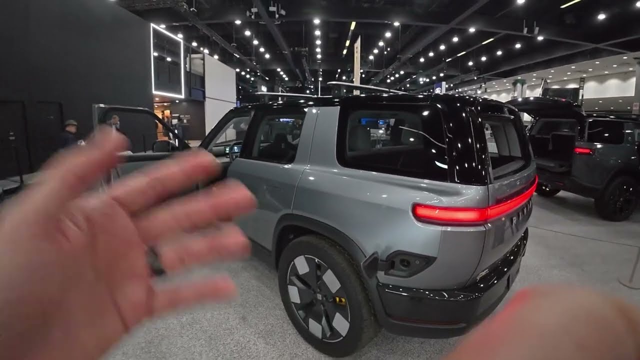 Checking out a Rivian R2