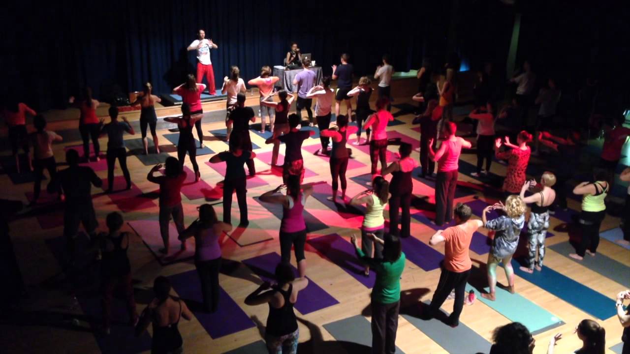 Creative Yoga London: Yoga Rave #5 with 5Rhythms&reg; Dance