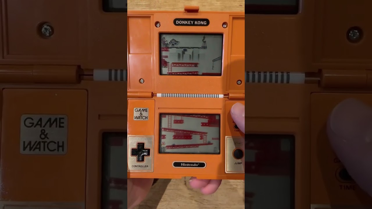 MAC 77 - Game & Watch Dual Screen Donkey Kong Nintendo LCD Pocket Handheld Game 1982 Demo! 🕹🎮🦍