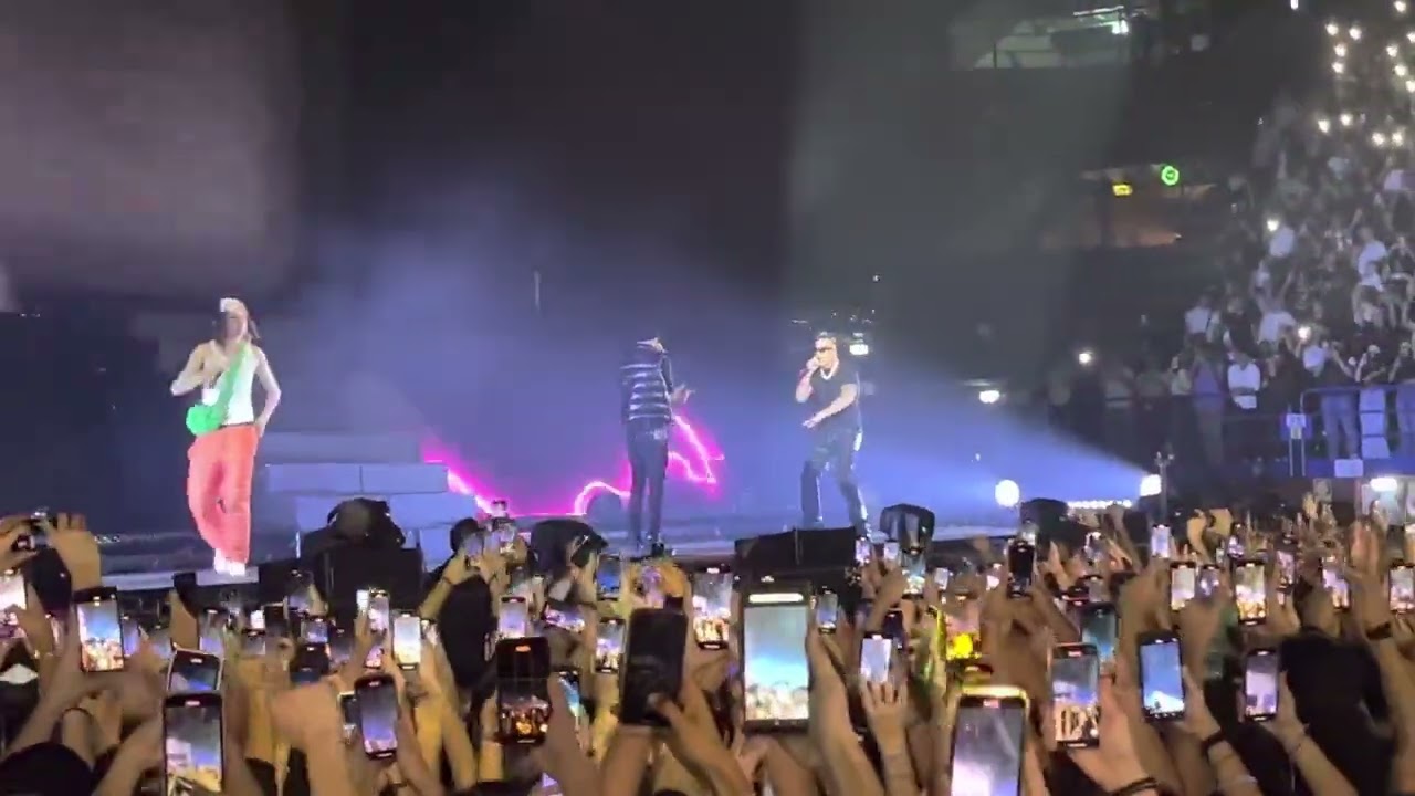 Sfera Ebbasta Tesla live con Capo Plaza e Drefgold 11/10/2022