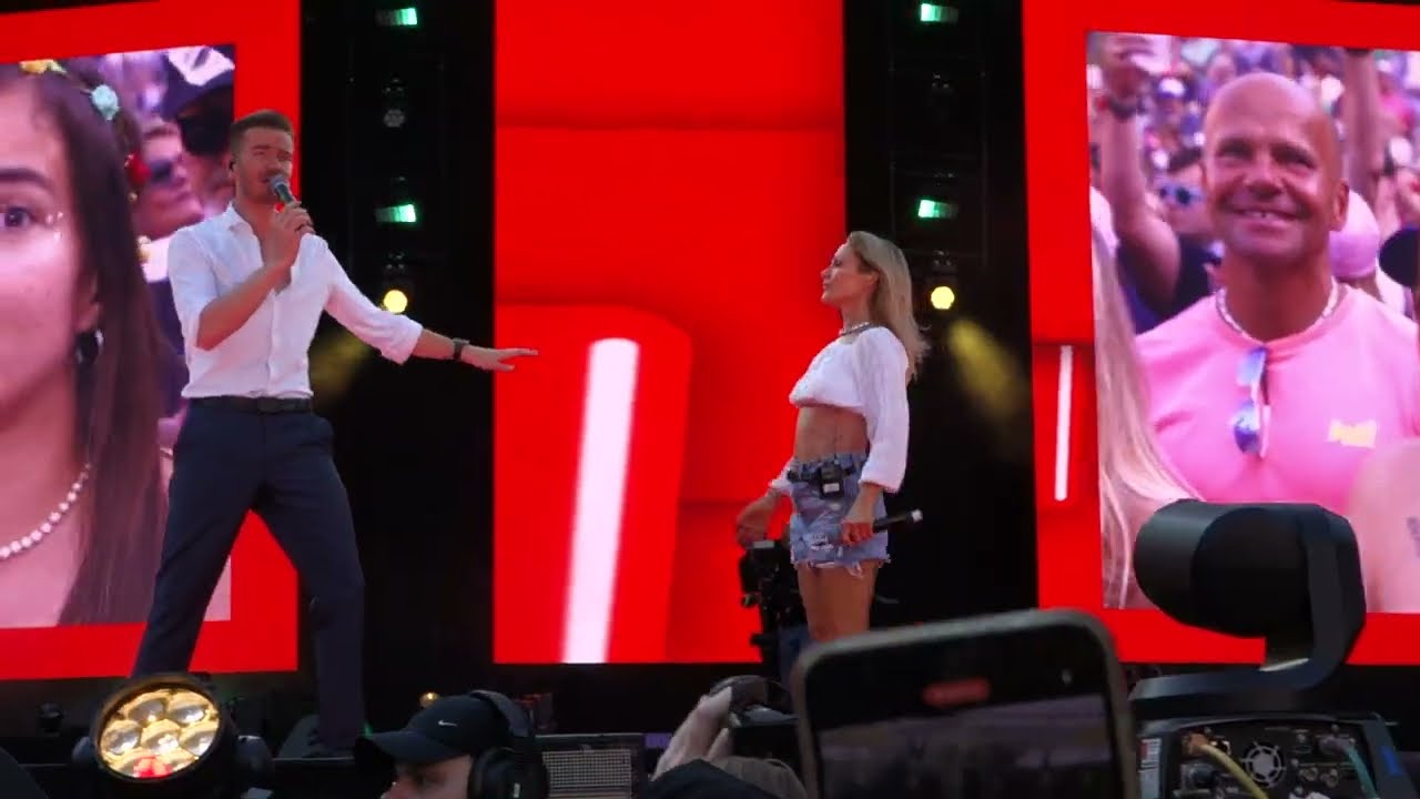 Michelle & Eric Philippi  bei der Schlagernacht des Jahres am 14.6.25 Waldbühne Berlin