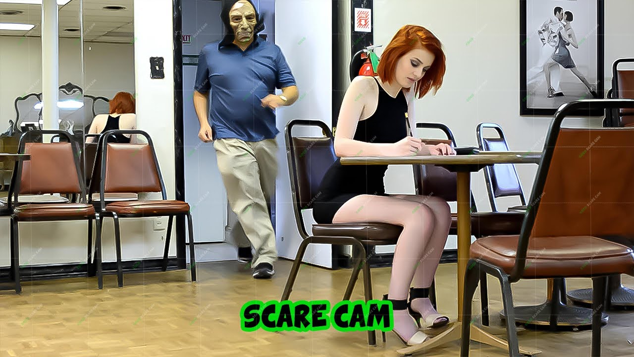 BEST SCARE CAM Priceless Reactions 2025😈#37 | Funny Scare Cam 🤣| Jump Scare 😂| CoCo Scare Cam |