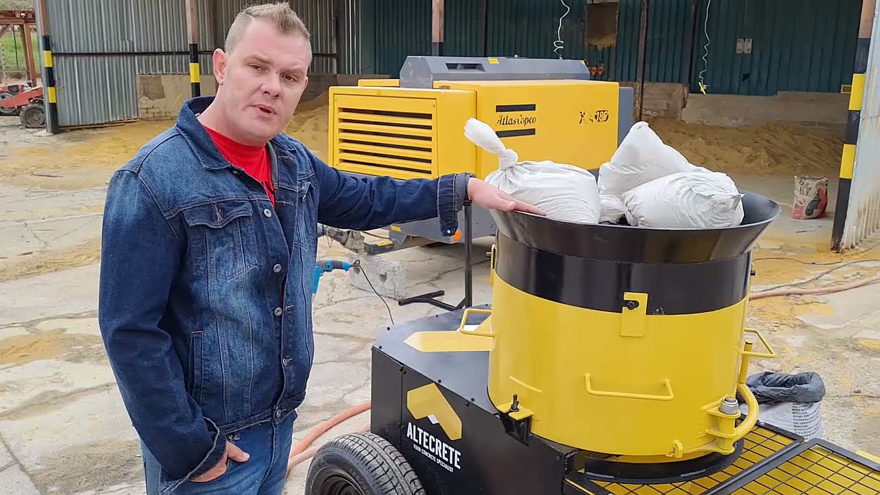 MINECRETER WET SHOTCRETE PUMP SPRAY DEMONSTRATION
