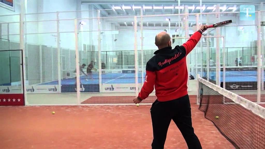 Aprende pádel con Tribuna - El remate