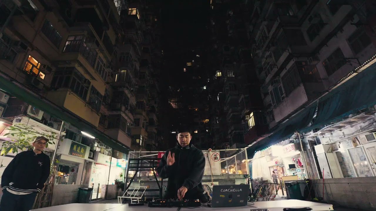 mixing my tunes until the police comes - monster building hong kong | xylin