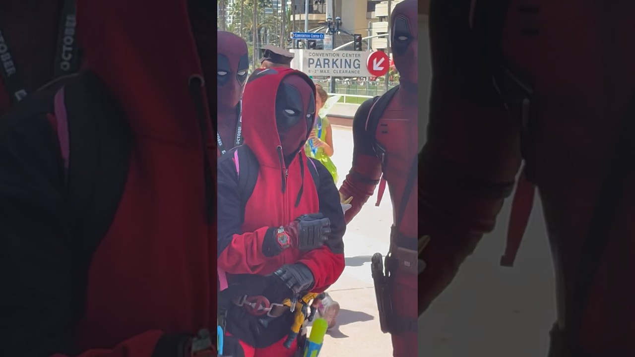 Deadpool family at comic-con