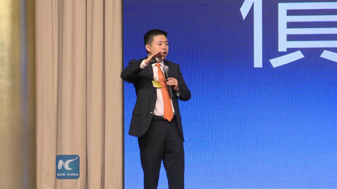 HK: entrepreneurs share starting up business experience for young people