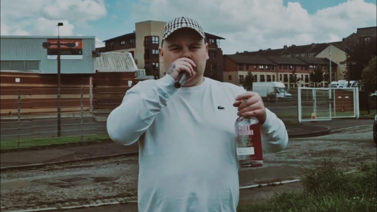 DANNY KELLY - FRIENDS BACK [Music Video]