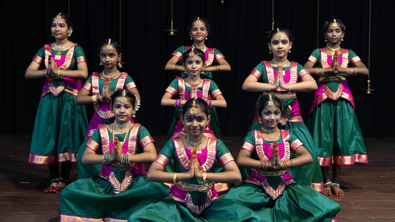 Bharatanatyam Slokanjali | An offering of grace and tradition