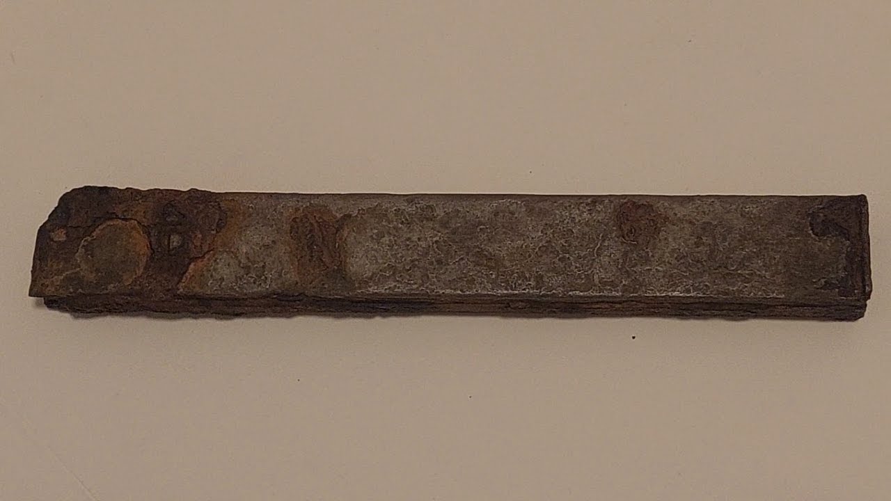 C1939-40 **GENUINE** MP 40 Submachine Gun Magazine Relic (Davey's Antique Arms)