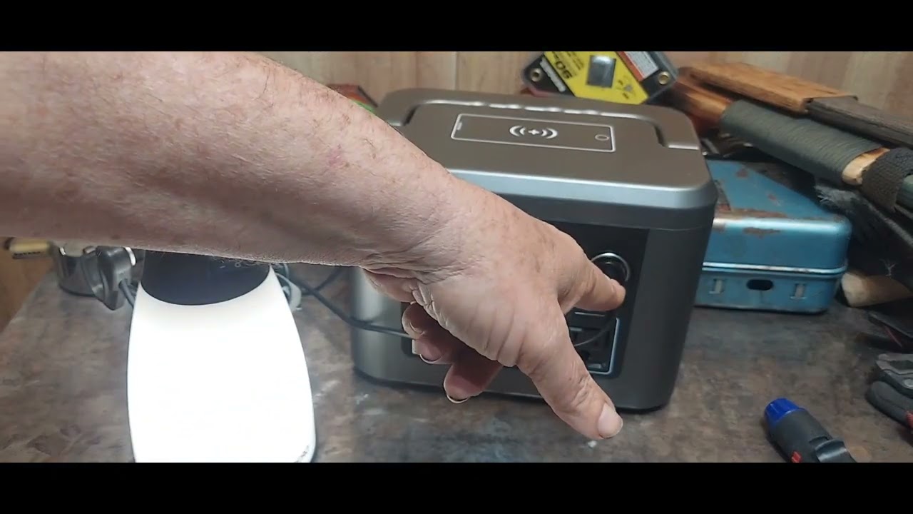 EnginStar Portable Power Station, 300W 296Wh Power