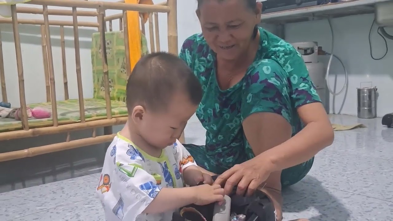 Chị Tám ngoại Minh Hiếu liên lạc được với chị Chính để về quê 