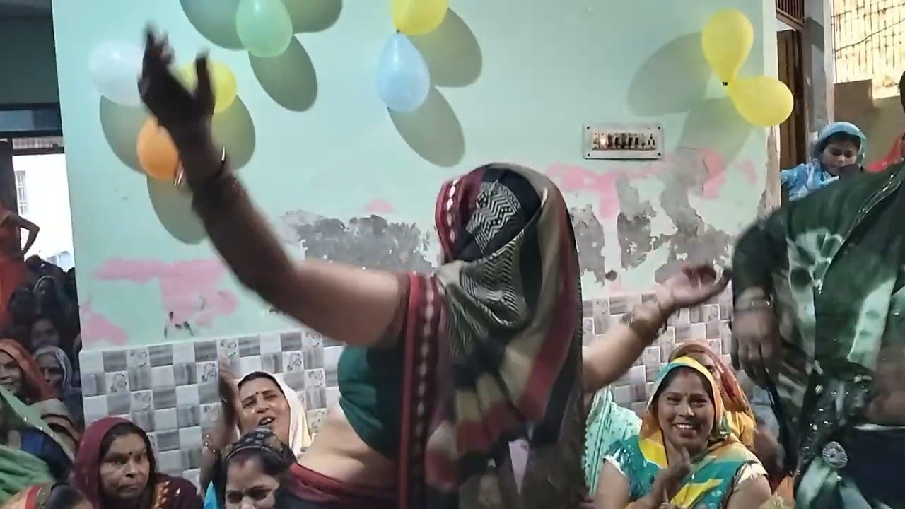 नस-नस में हो रहा दर्द🌹हरि मेरी कैसे उम्र कटेगी.🌹🙏