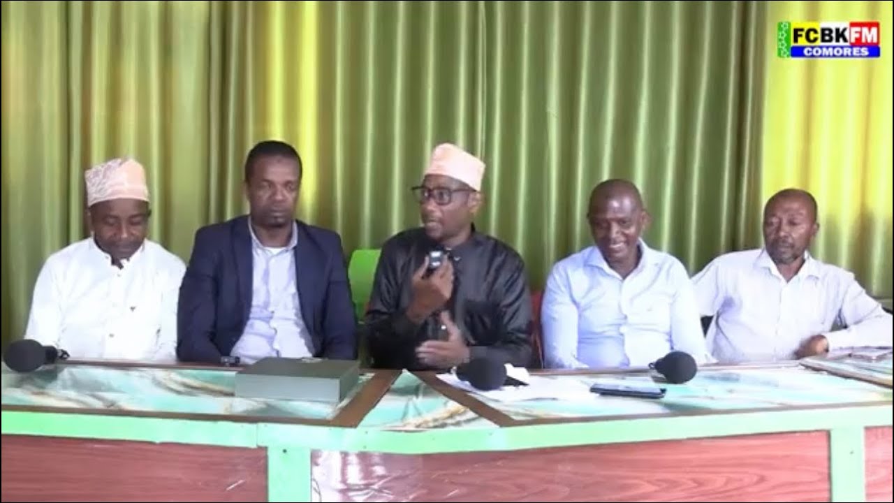 Suite de lémission politique consacrée à l’actualité nationale, avec la participation des jeunes du