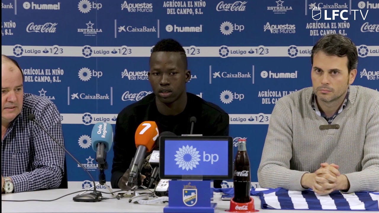 Presentación de Aly Malle